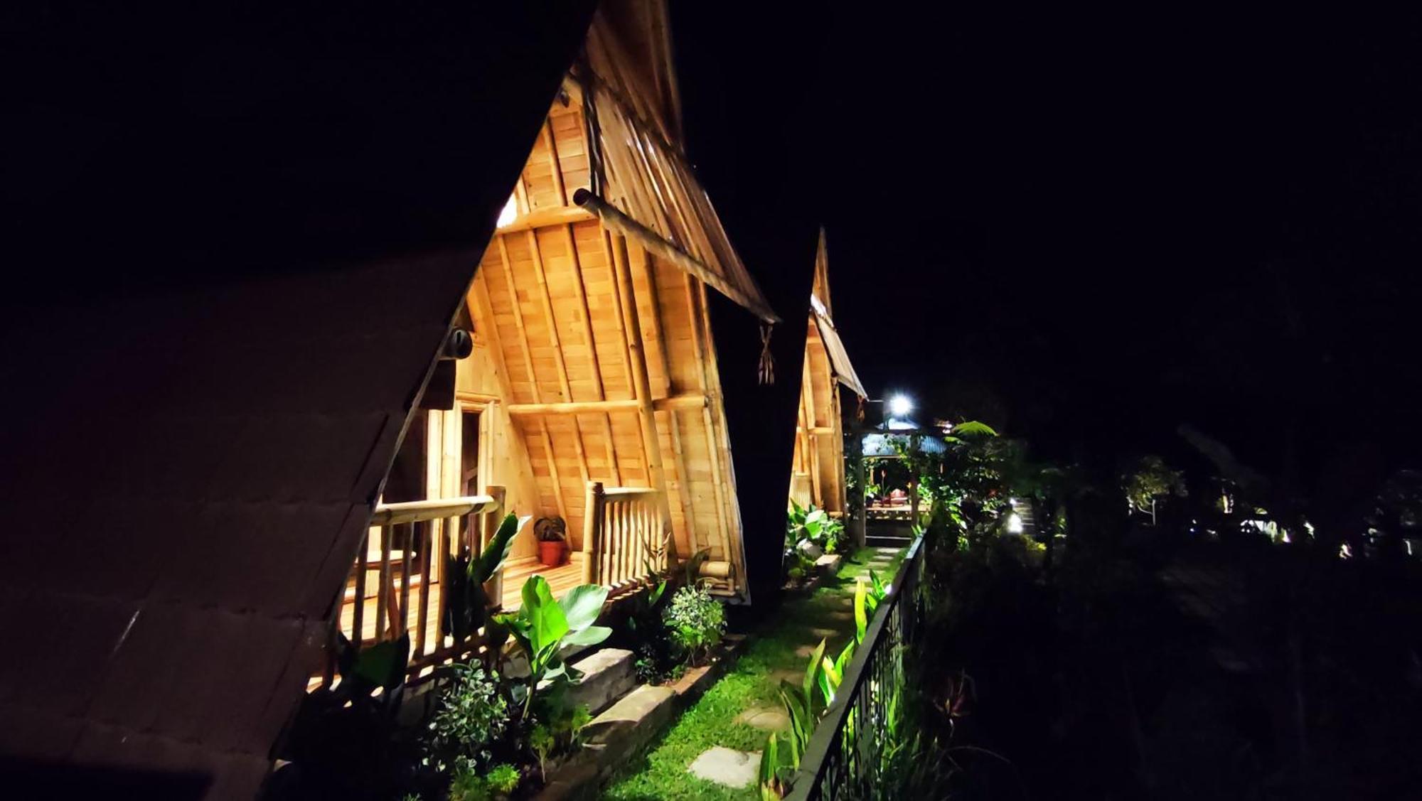 Sekumpul Bali Hidden Space Singaraja Buitenkant foto